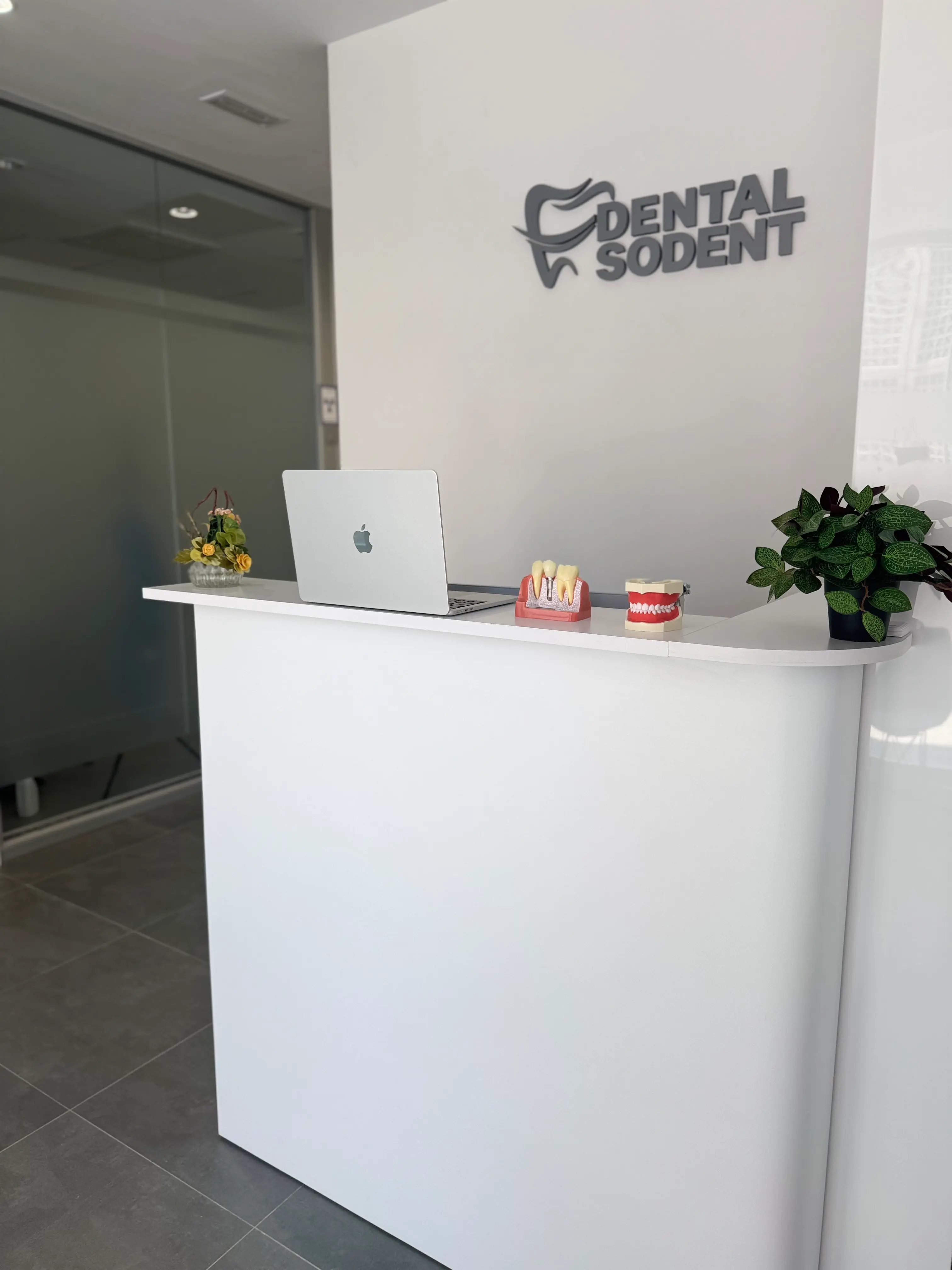 Recepción Clínica Dental SoDent
